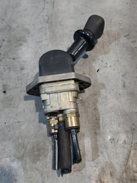 фото thumb №6, Клапан тормоза ручного renault magnum 5010422399 knorr bremse