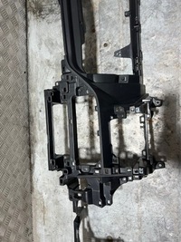 фото thumb №5, Toyota auris ii e18 12-18 каркас панели dół консоли бардачка