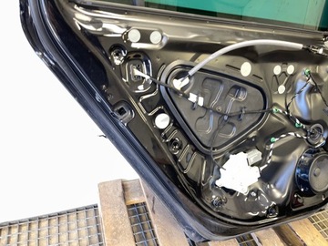 фото thumb №12, Дверь левый зад vw passat b8 универсал lc9x чёрные оригинал лак комплектные