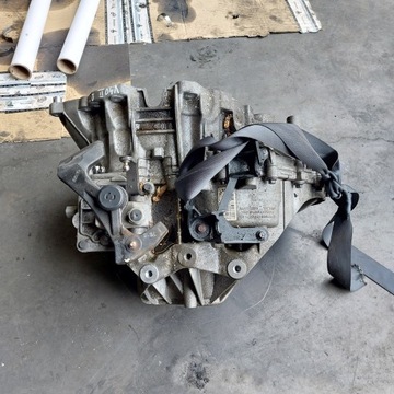 фото thumb №8, Volvo v40 ii d4 2,0d 2014 коробка передач коробки передач механическая код fu1r 7002 aea t1gh4