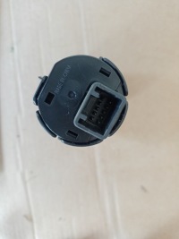 фото thumb №4, Mazda 2 dj mk4 15- переключатель кнопка запуск стоп двигатель bjs7-663s0