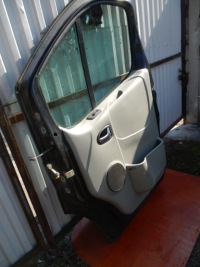 фото thumb №15, Двері праве перед trafic vivaro primastar 01-