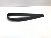 фото thumb №1, Toyota c-hr chr ii 2024 прокладка поріг двері ліва сторона 67863-f4010