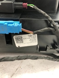 фото thumb №6, Bmw 3' g20 бардачок туннель зарядное устройство 6806796