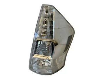 фото thumb №1, Prius plus + лампа права задня зад