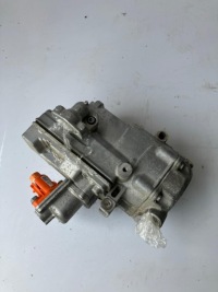 Компрессор кондиционера renault zoe 926005020r Доставка, фото thumb