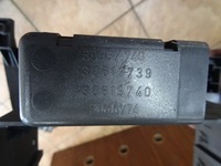 фото thumb №4, Volvo v40 1.9dci 03' рамка средняя радио 30613739