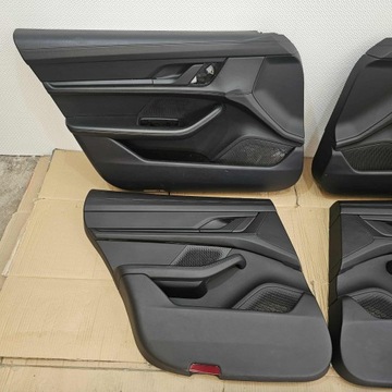 фото thumb №15, Porsche taycan 9j1 сиденья сиденье диван салон обшивки подлокотник