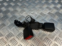 фото thumb №1, Audi a4 b9 kombi кліпса поперечина задня задня