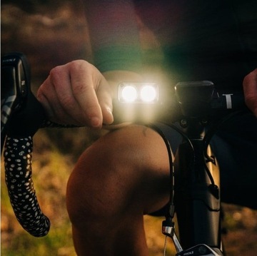 Кног переднего фонаря Blinder Road 600 черный