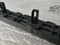 Tesla s кронштейн  кронштейн порог задний 1003691-00-b Недорого, фото thumb