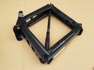 фото thumb №9, Набір do зміни колеса / вкладка + домкрат + ключ / opel vectra c signum