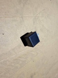 фото thumb №1, Реле 100 audi tt 8n 7m0951253a