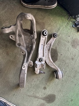 фото thumb №9, Поворотна опора правий перед jaguar xf x260 оригінальний номер gx63-3k185-bb gx73-3084 hx73