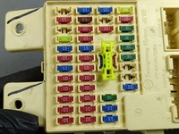 фото thumb №7, 2020 ssangyong musso коробка предохранителей 8219038120