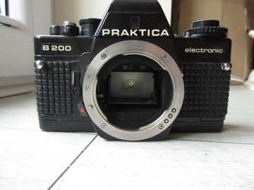 APARAT PRAKTICA B200 Z OBIEKTYWEM PENTACON PRAKTICAR 1:2,4 UNIKAT REAL FOTO