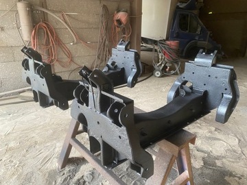 фото thumb №9, Балка підвішування iveco daily підрамник візок траверса колиска 00-14r - ресора