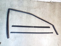 фото thumb №1, Уплотнители стекло левый перед kpl peugeot 306 lift
