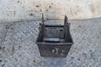 Основание аккумулятор ford focus iv hn 4m5110723bc 2.0l бензиновый 92kw 2008 с Разборки, фото thumb