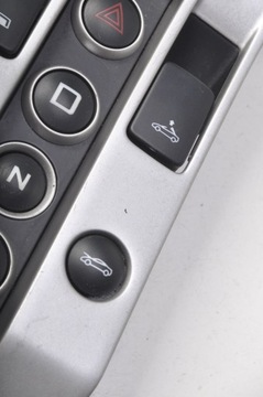 фото thumb №7, Mclaren mp4 spider панель переключателей