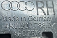 фото thumb №3, Audi a7 c8 правая заглушка распылителя фара 4k8807788d