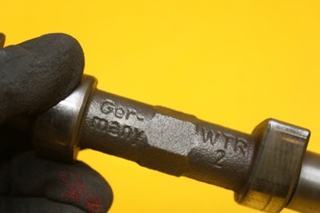 фото thumb №10, Вал всасывающий passat b5 golf iv 2.3 b agz 071102a