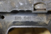 фото thumb №13, Кронштейн  лампы правое перед skoda octavia ii 1z0941340