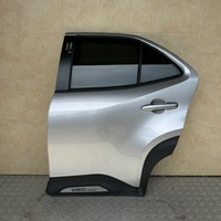 фото thumb №1, Двері задні ліві toyota yaris cross гібрид 2023 рік