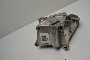 фото thumb №5, Mercedes w123 230e ce лапи держатель генератора