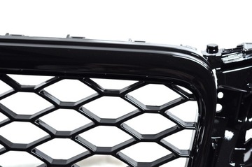 Решетка радиатора Audi A4 B8 QUATTRO RS4 LOOK 08-11, черная глянцевая сотовая рамка
