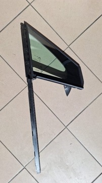 фото thumb №1, Стекло стекло боковая правая citroen c3 iii 9813154780 24r