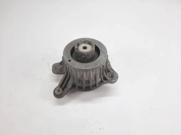 фото thumb №1, Подушка двигуна ліва mercedes c w205 e w213 2.0 cdi a2132400500