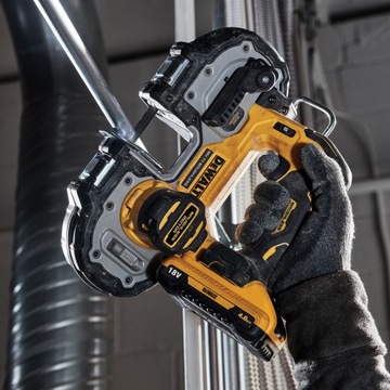 Ленточная пила 18В 2х5Ач DeWALT DCS377P2