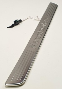 фото thumb №3, Молдинг накладка поріг правий перед mercedes w176