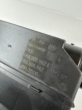 фото thumb №5, Sharan 7n впуск воздуха do ремня 3c0805971a