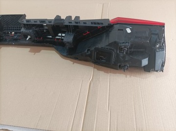 фото thumb №12, Audi q8 лампа крышки зад 4m8945095p