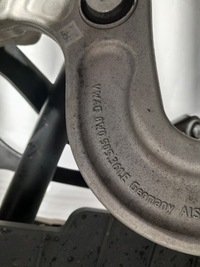 фото thumb №8, Audi a4 b9 поворотный кулак амортизатор ступица суппорт диск рычаги правые зад