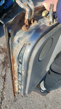 фото thumb №10, Ford ranger iii дверь комплектные правый зад