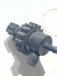 Купити Land rover оригінальний номер 1433602 клапан вакууму, фото thumb