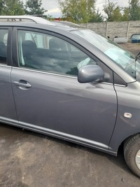 фото thumb №1, Toyota avensis t25 kod 1e5 двері правий перед kombi