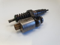 Купить Форсунка land rover discovery ii 2.5 td5 pompowstryskiwacz msc00003, фото thumb