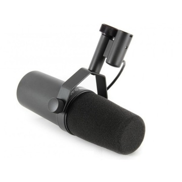 Shure SM7B — динамический кардиоидный радиомикрофон