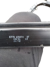 фото thumb №3, Направляющая дверь раздвижных ford courier