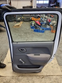 фото thumb №13, Двері правий задня opel agila a колір y747