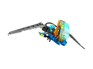 44028 Фабрика героев — боевая машина Сурга и Рока.