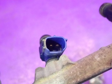 фото thumb №8, Toyota yaris i 03-05 1.0 планка вприскувальний 23250-0j010