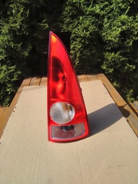 фото thumb №1, Лампа задня права renault espace iv 4 8200027152