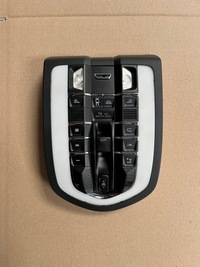 фото thumb №1, Porsche cayenne 7p5 лампа стельовий