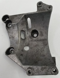 фото thumb №1, Лапи основание генератора mercedes w163 4.0 cdi