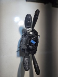 фото thumb №1, Переключатель комбинированный kombajn peugeot expert iii 98262688zd